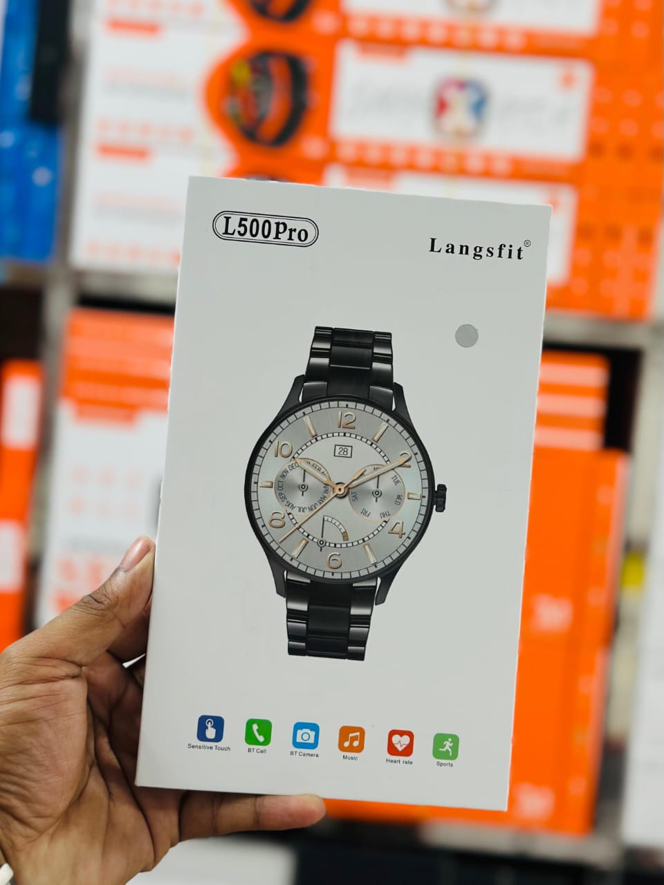 L500 Pro Bluetooth Calling Smart Watch